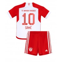 Dječji Nogometni Dres Bayern Munich Leroy Sane #10 Domaci 2023-24 Kratak Rukav (+ Kratke hlače)